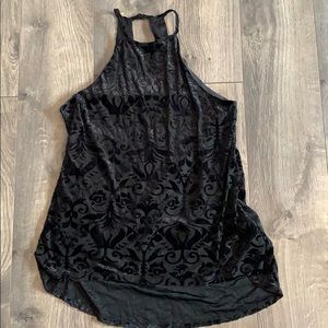 Francescas black velvet halter top